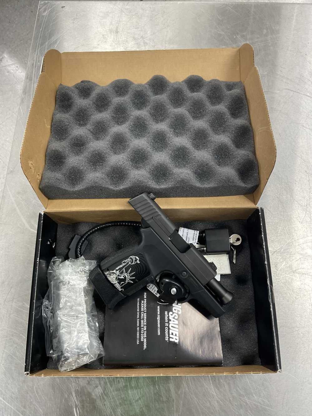 Sig P290rs LIMITED EDITION LIBERTY NEW CONDITION -img-2