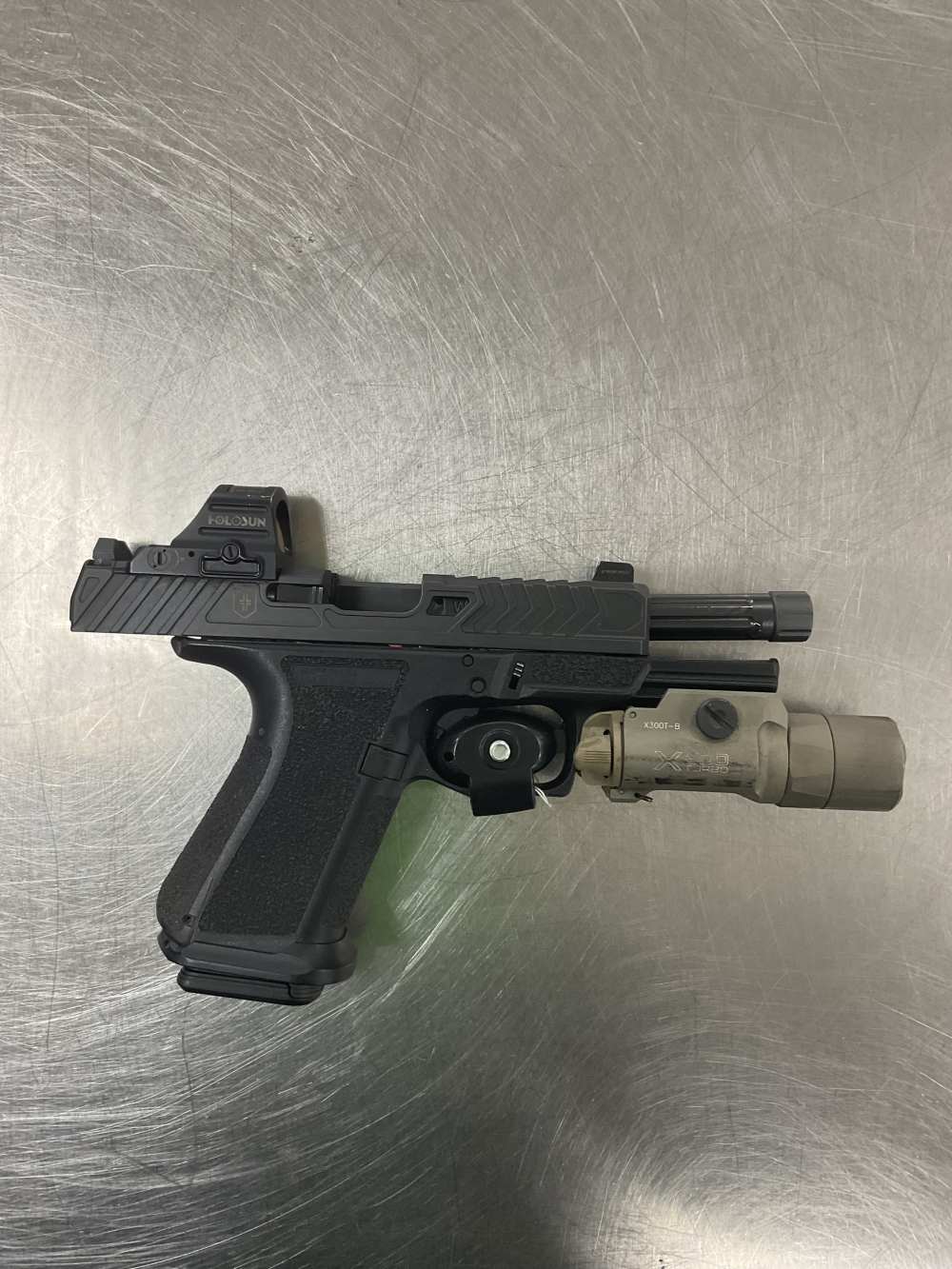 War poet with surefire x300 good condition -img-2