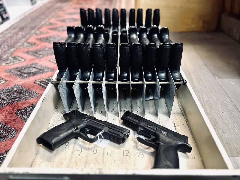 Smith & Wesson M&P9 9mm Full-Size Pistol-img-0