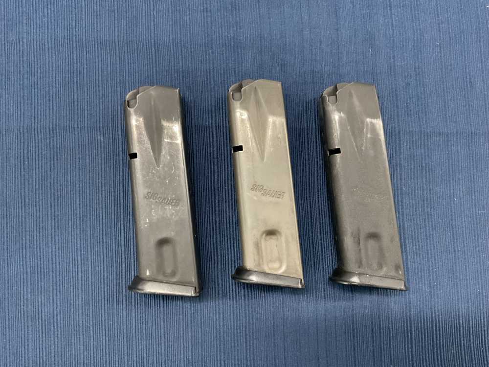 Lot of 3 LE Marked Sig Sauer P228 P229 13 Round 9MM Luger Penny 0.01-img-0