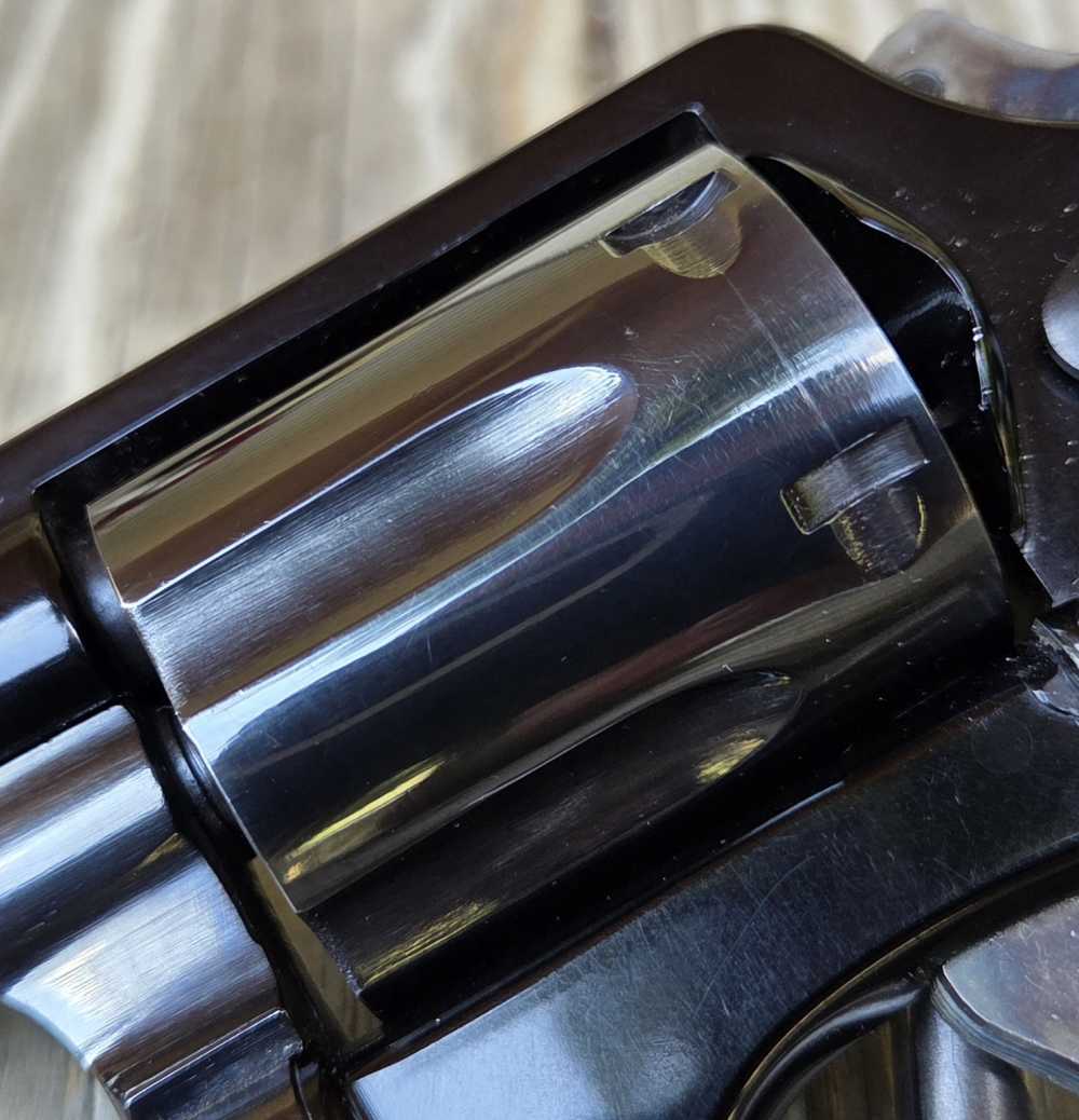 Collectors Grade Smith & Wesson 12-3 Airweight 38 Special 2" In Box-img-3