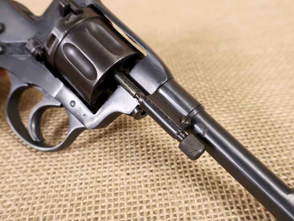 Russian Nagant Model 1895 Officer's Model D/A 7.62x38R 7-Rd. Revolver 1943-img-25