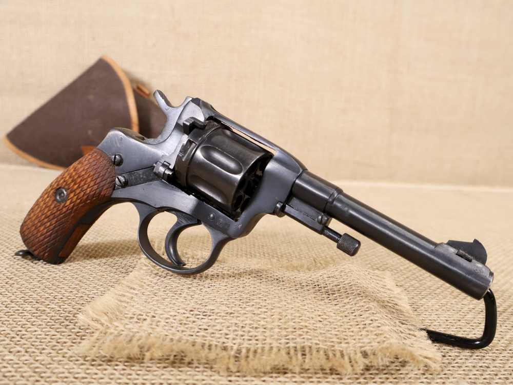 Russian Nagant Model 1895 Officer's Model D/A 7.62x38R 7-Rd. Revolver 1943-img-13