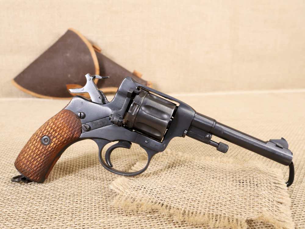 Russian Nagant Model 1895 Officer's Model D/A 7.62x38R 7-Rd. Revolver 1943-img-26