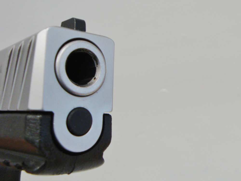 Smith & Wesson SD9VE 9MM Black & Stainless 2 16-Rd Mags - 99%-img-6