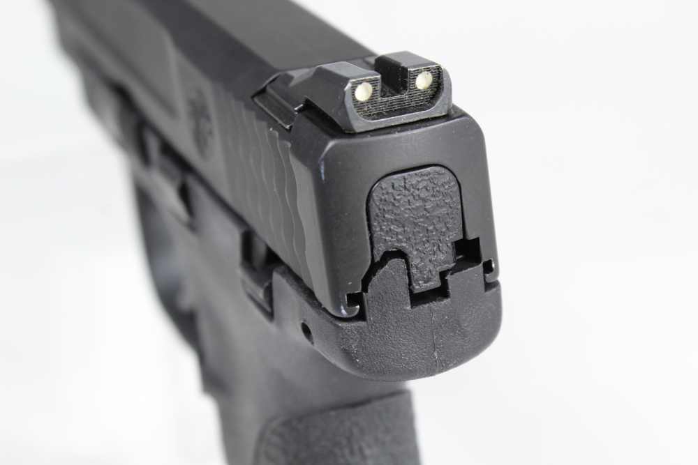 Smith and Wesson M&P 9 Shield 9mm Compact Everyday Carry Pistol Matte Black-img-13