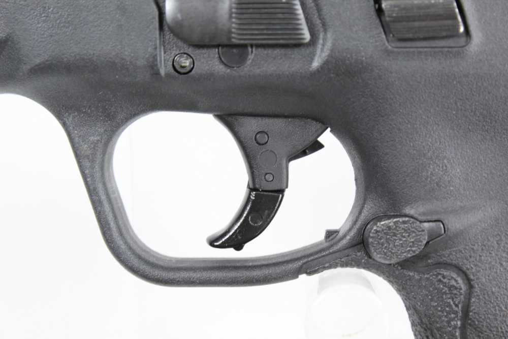 Smith and Wesson M&P 9 Shield 9mm Compact Everyday Carry Pistol Matte Black-img-9