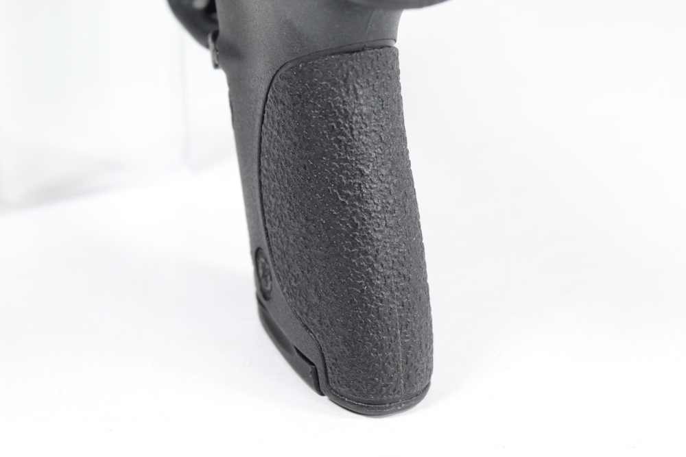 Smith and Wesson M&P 9 Shield 9mm Compact Everyday Carry Pistol Matte Black-img-12