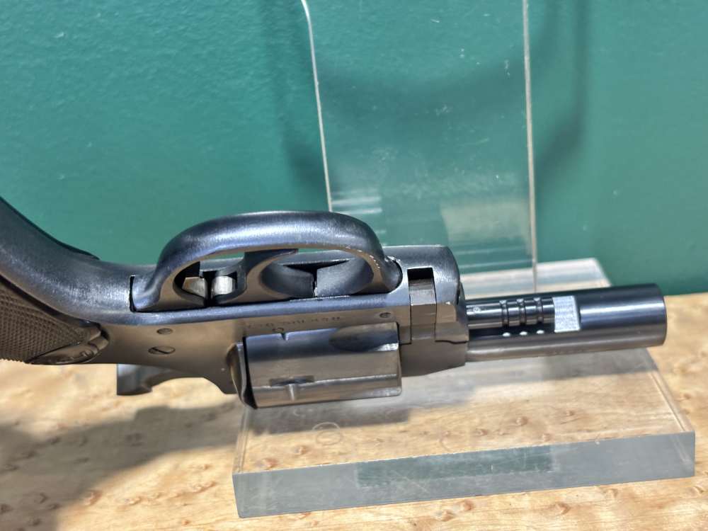 H&R 732 .32 S&W Long 2.5" Double Single Action Blued Revolver C&R-img-8