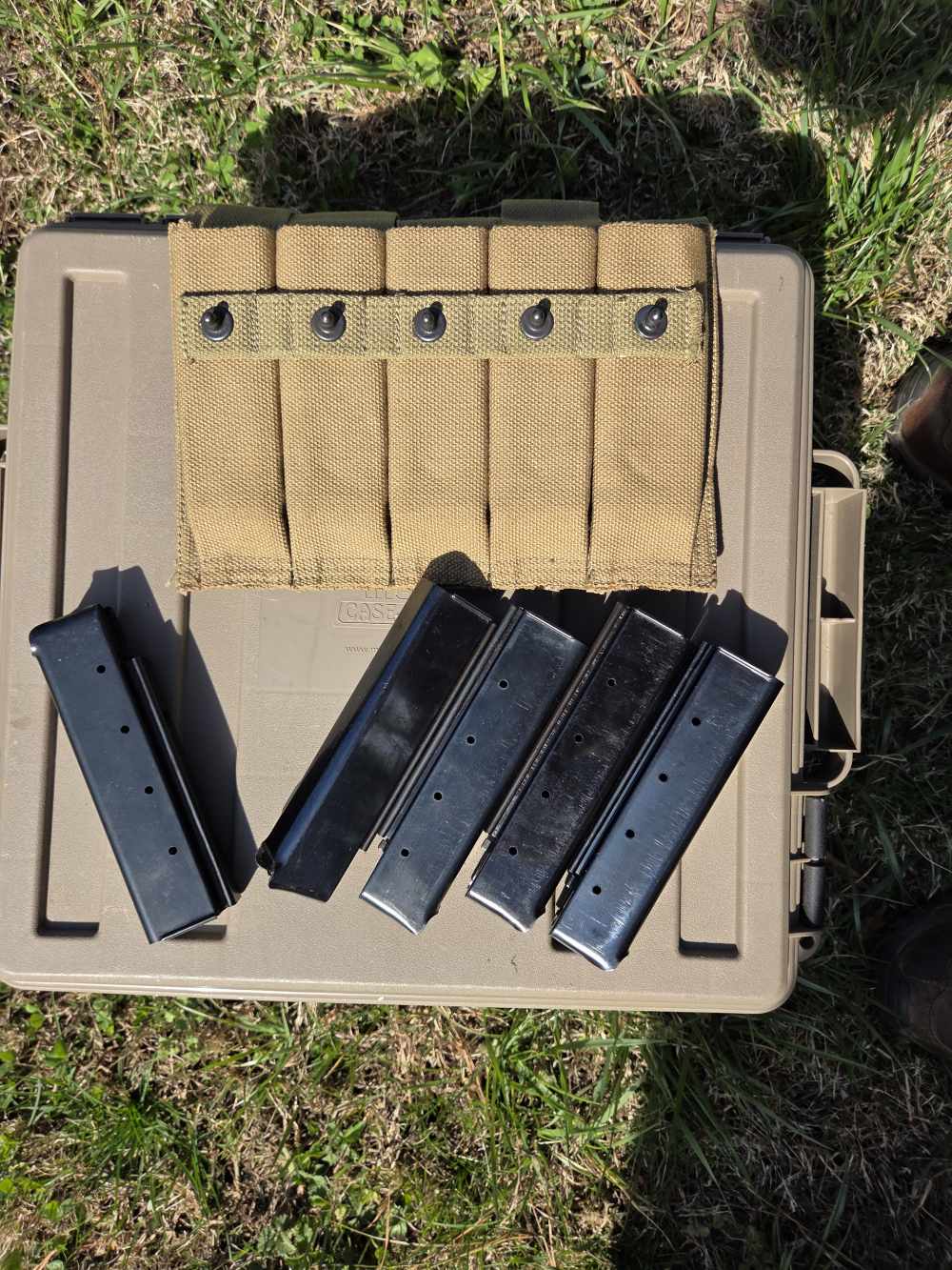 Original GI Thompson pouch and mags -img-7