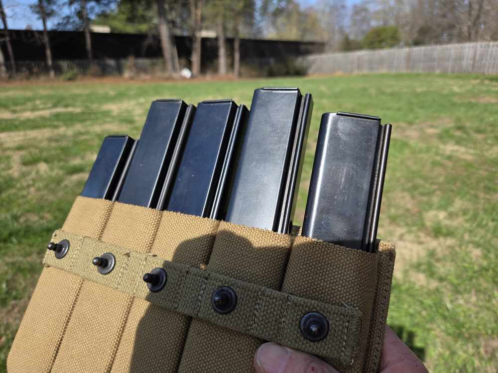 Original GI Thompson pouch and mags -img-0