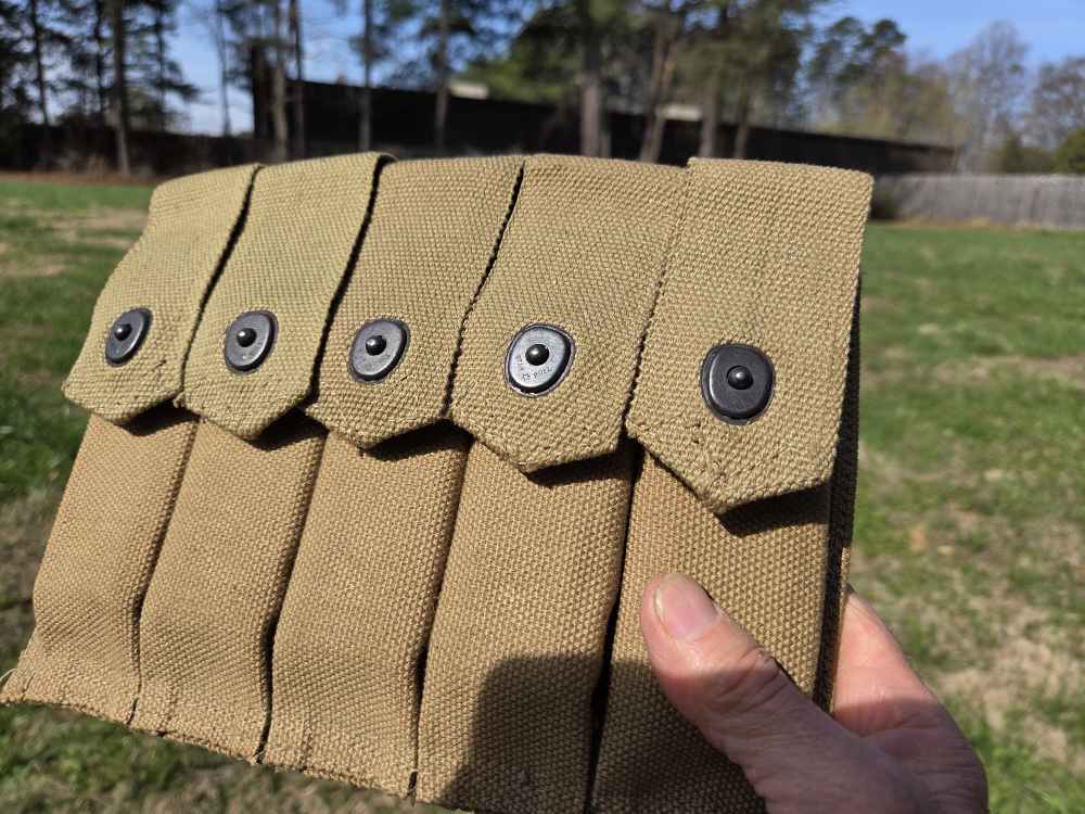 Original GI Thompson pouch and mags -img-1