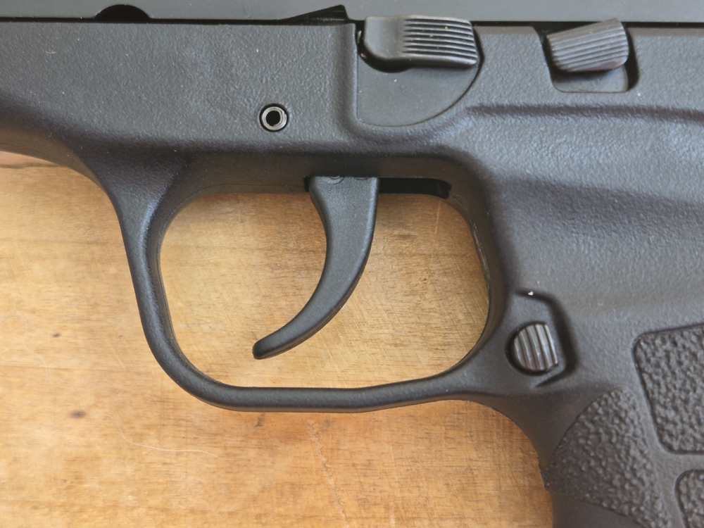 Smith & Wesson Bodyguard .380 ACP 109381 +2 Mags & Orig Box-img-12