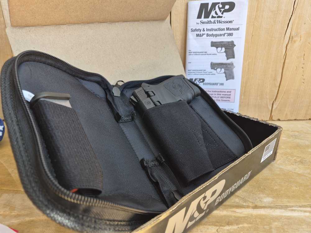 Smith & Wesson Bodyguard .380 ACP 109381 +2 Mags & Orig Box-img-31