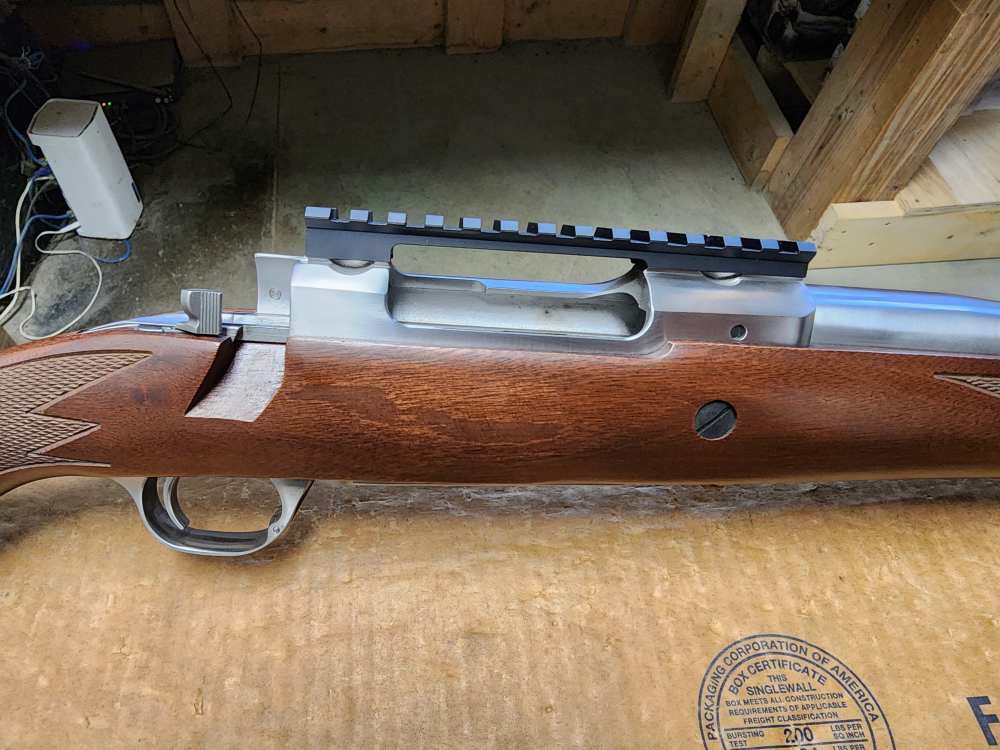 PICS! NEW RUGER HAWKEYE HUNTER 308 WINCHESTER 20 SS THREADED STAINLESS M 77-img-9