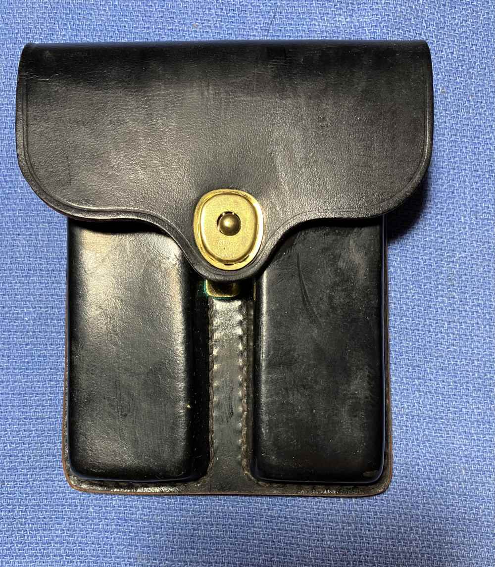1911, 1911A1, Ammo pouch. NOS. USGI. 1961 dated. Leather -img-0
