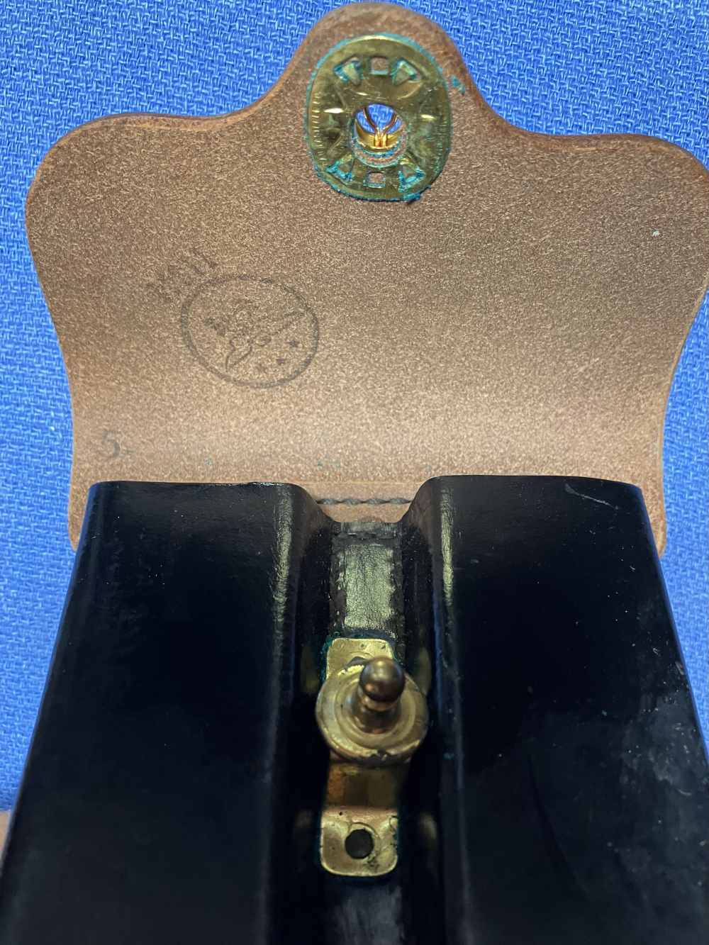 1911, 1911A1, Ammo pouch. NOS. USGI. 1961 dated. Leather -img-2
