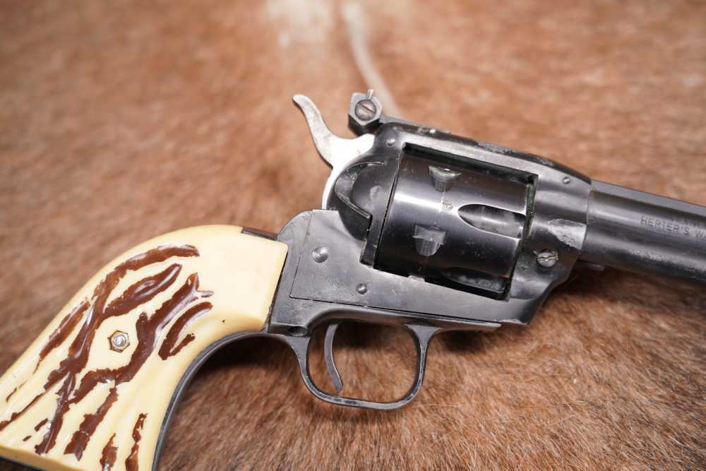 Herter's Germany Model 21 Single Action 4.75" .22 LR Revolver, 1969 C&R-img-12