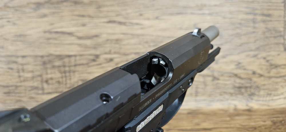 (E803) Ruger 9E 9mm Semi Auto Pistol Very Nice w/ Box-img-8
