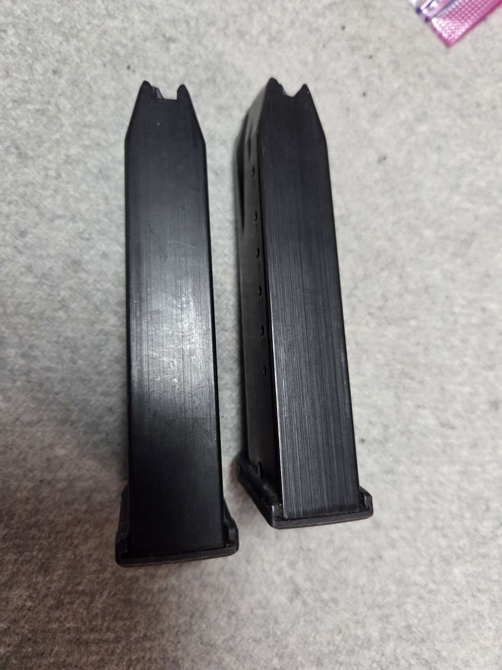 2 Sturm Ruger SR40 magazines-img-3