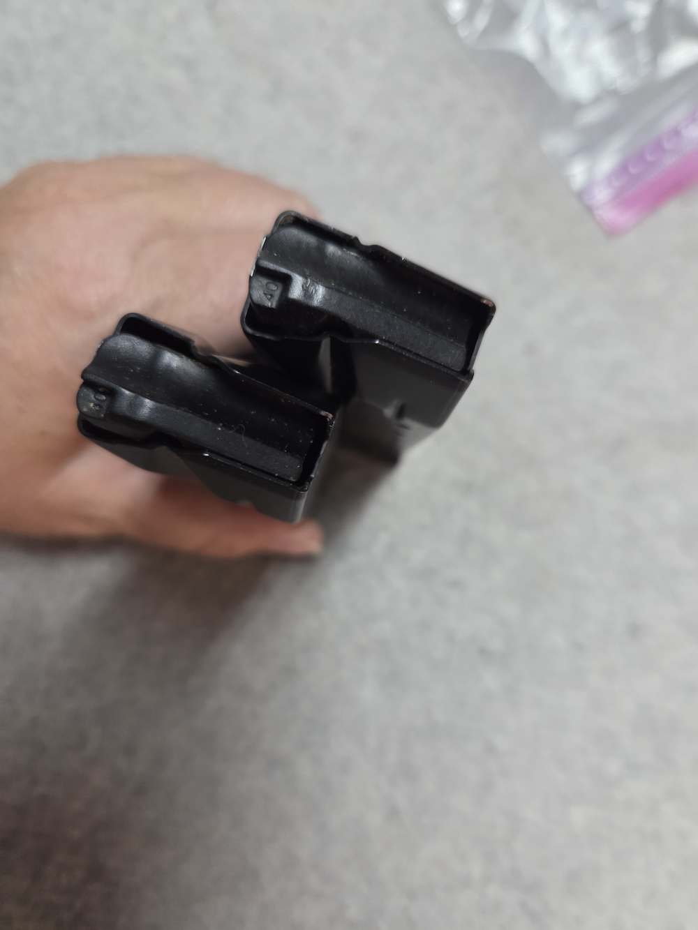 2 Sturm Ruger SR40 magazines-img-5