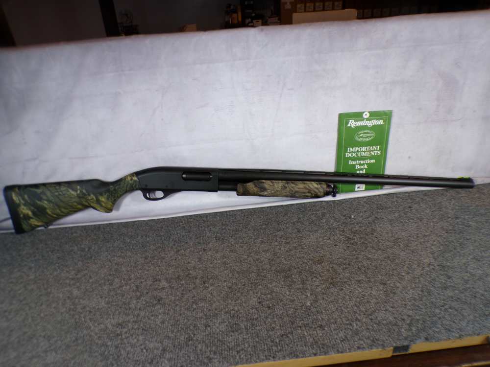 Remington 870 Express Magnum 12 GA 28" Vent Rib Camo Stock Nice-img-0