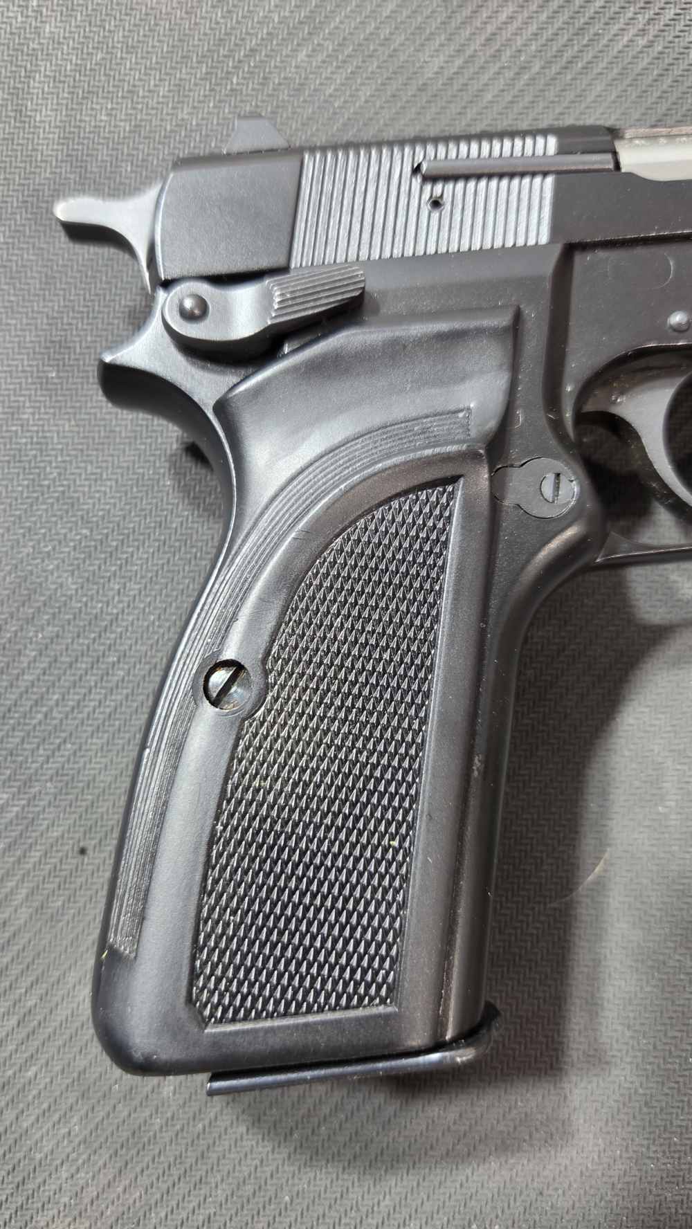 BROWNING HI-POWER MARK III 9MM-img-3