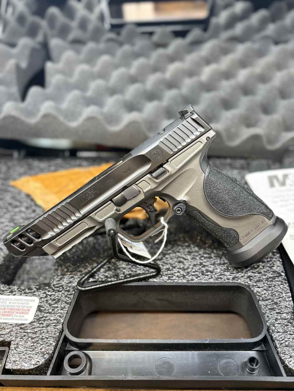 Smith & Wesson 13718 M&P PC M2.0 Competitor Full Size 9mm Luger 17+1, 5" -img-1