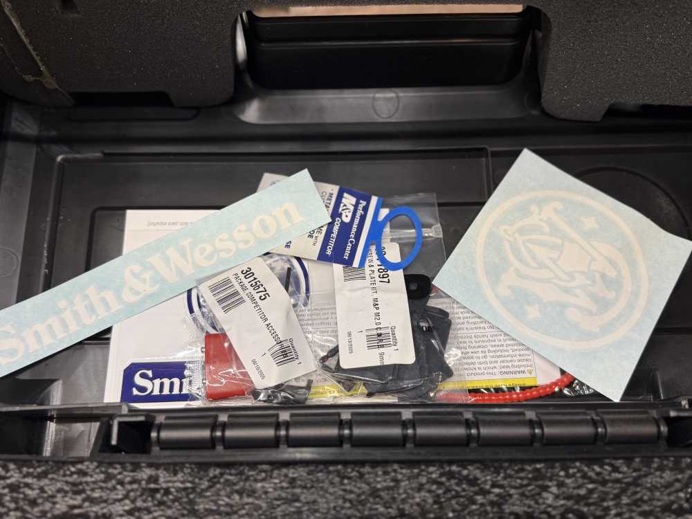 Smith & Wesson 13718 M&P PC M2.0 Competitor Full Size 9mm Luger 17+1, 5" -img-4
