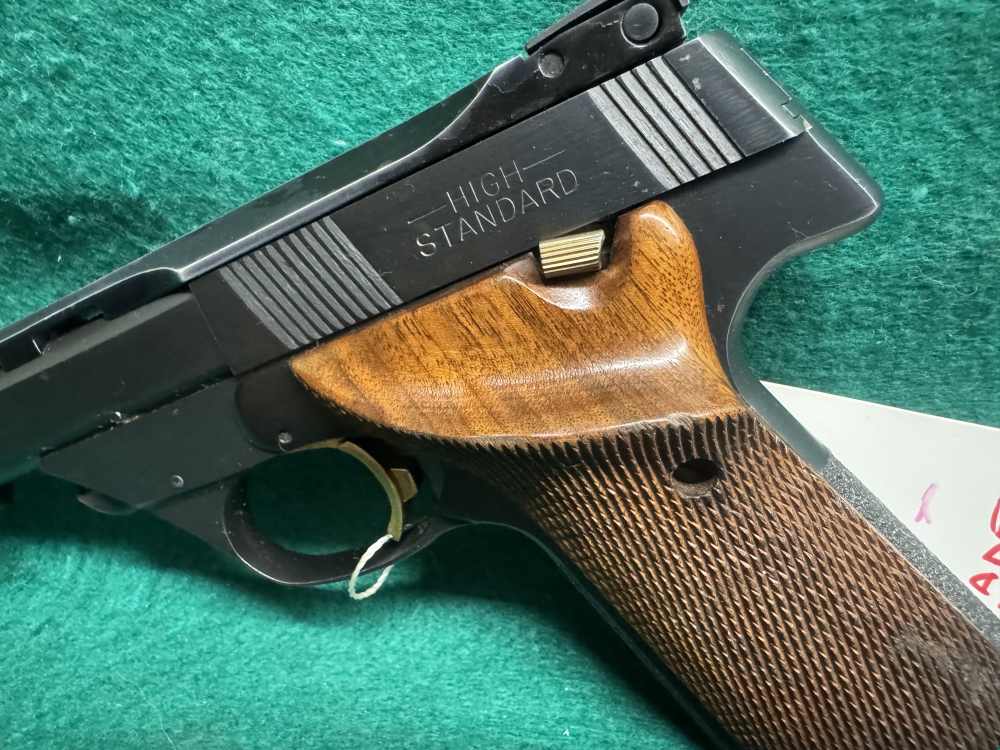 High Standard Mfg Corp THE VICTOR 22 LR-img-7