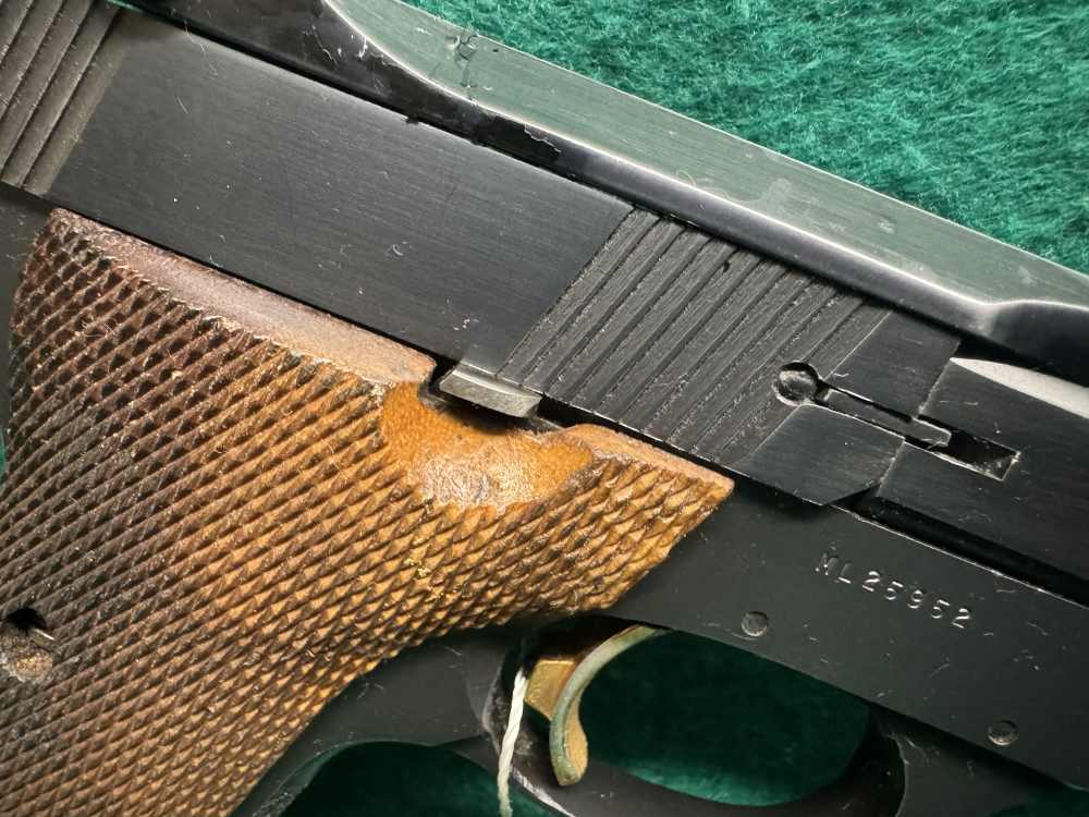 High Standard Mfg Corp THE VICTOR 22 LR-img-3
