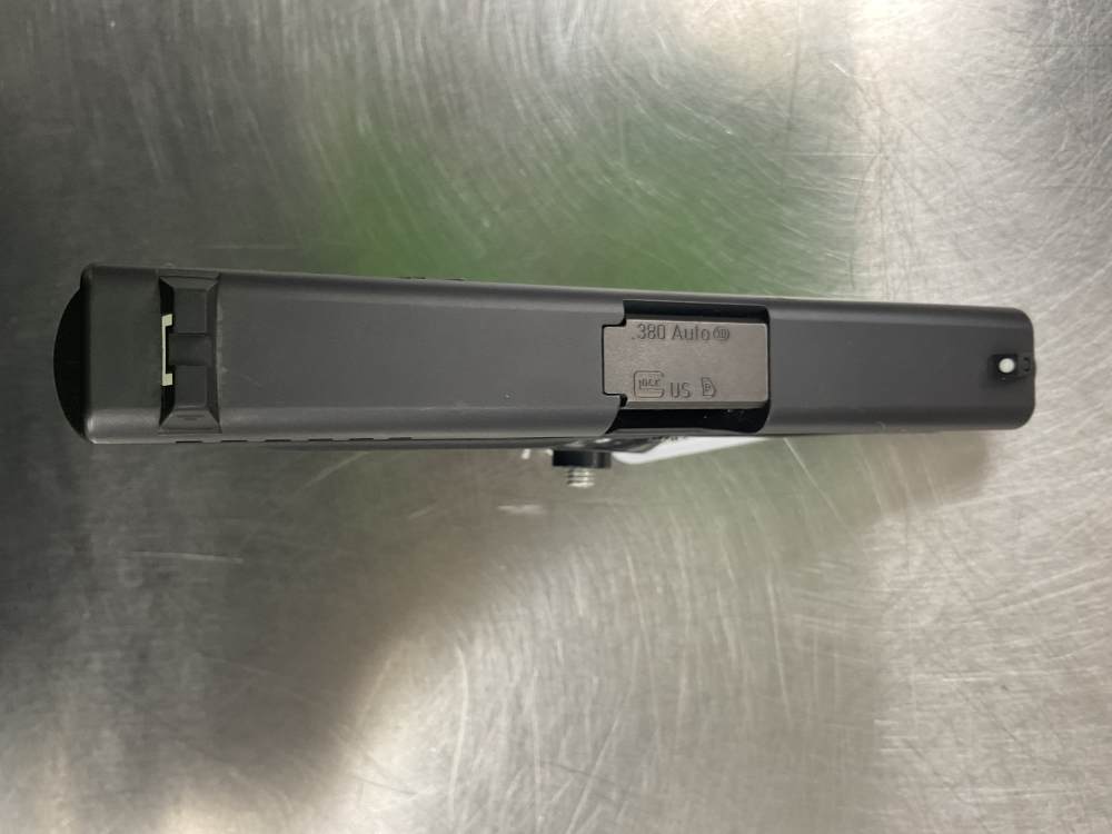 Glock 42 380acp excellent condition -img-3