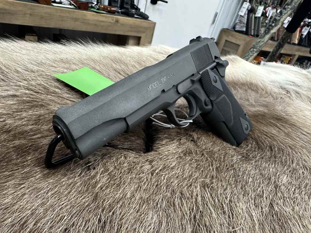 Springfield Armory M1911A1 .45acp w/ laser grips-img-5