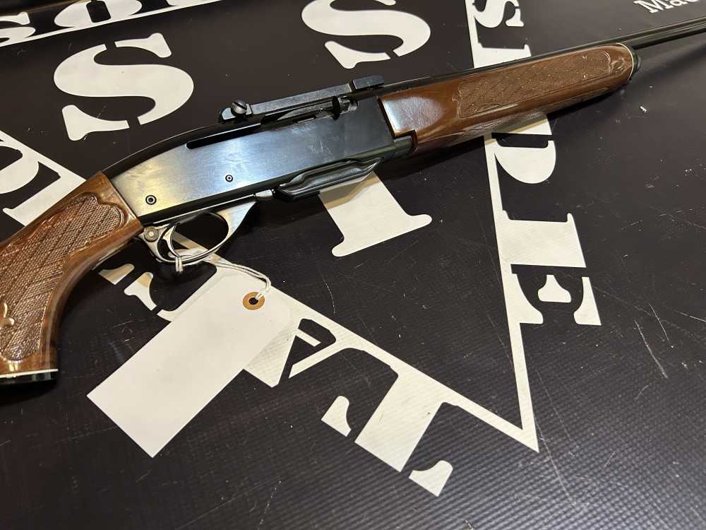 Remington 742 WOODSMASTER 30-06 mint condition-img-1