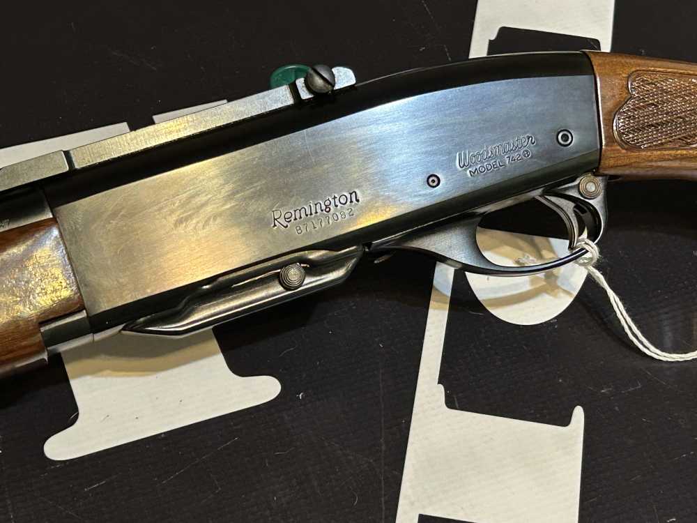 Remington 742 WOODSMASTER 30-06 mint condition-img-13