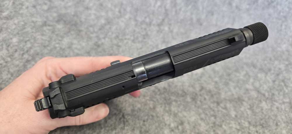 Walther P22 22 LR 4" Threaded Barrel Pistol | 2 mags, box, manual-img-10