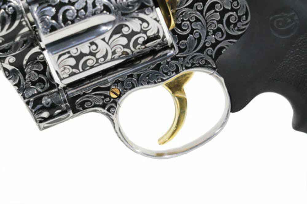 Colt Anaconda Engraved-img-5