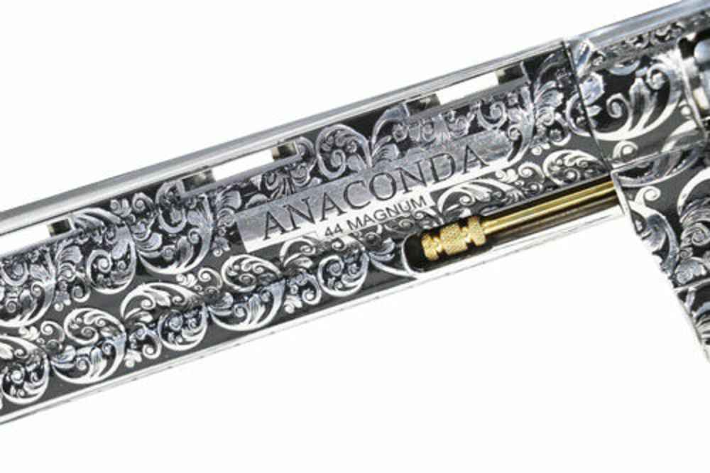 Colt Anaconda Engraved-img-2