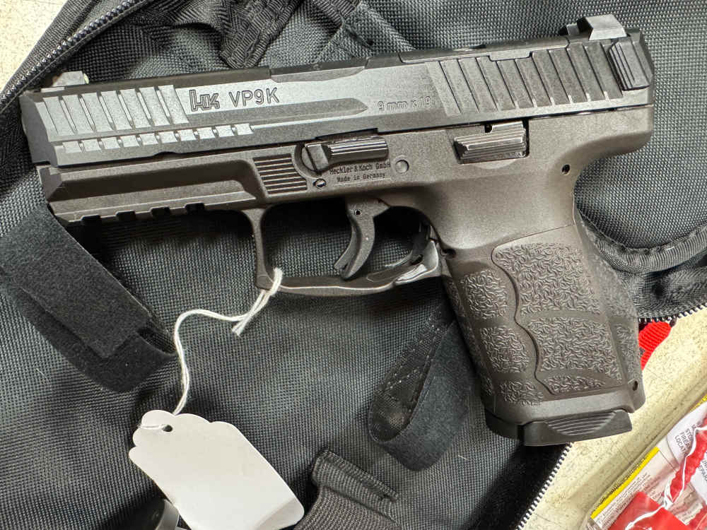 HK VP9 VP9A1 K 9MM 2-15RD MAGS OPTIC READY SLIDE NEW DISPLAY MODEL-img-3