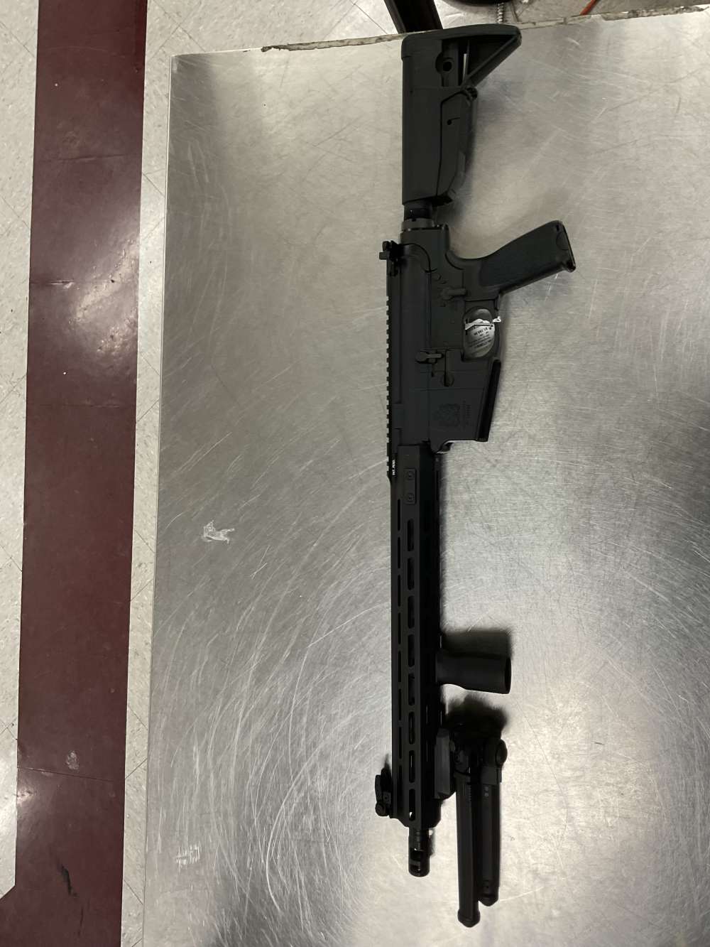 Springfield Saint Victor AR10 excellent condition -img-2