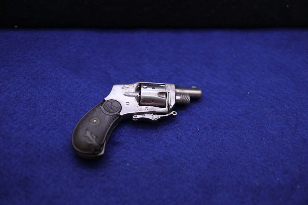 Baby Hammerless .22 Short Revolver-img-1