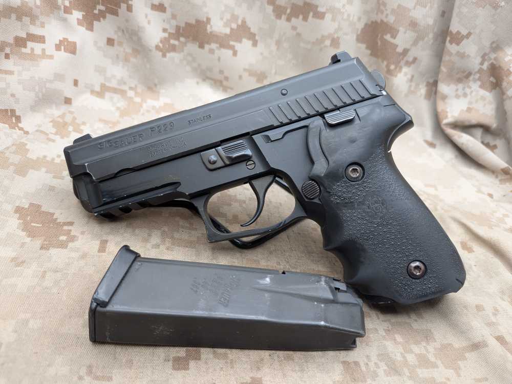 Sig Sauer P229 DAK .40 S&W USED P-229 w/ Rail-img-3