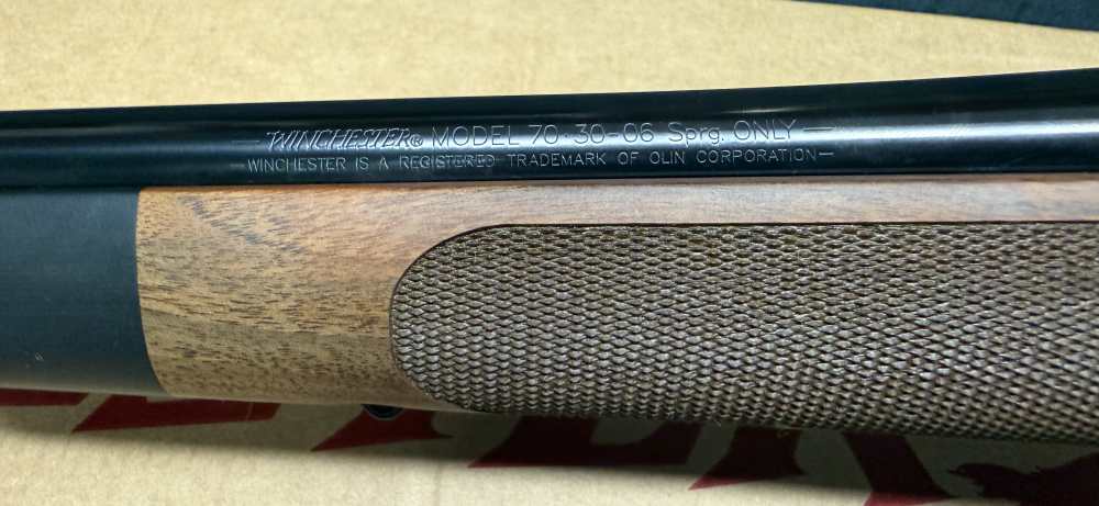 FACTORY NEW WINCHESTER 70 SUPER GRADE FRENCH WALUNT AAA 30-06-img-2