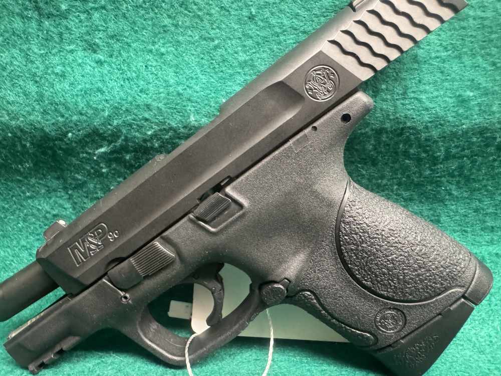 Smith & Wesson M&P 9C 9 MM-img-8