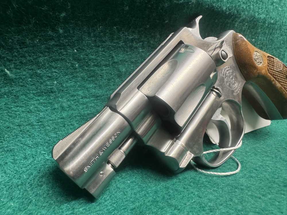 Smith & Wesson 60-7 38 SPECIAL-img-5