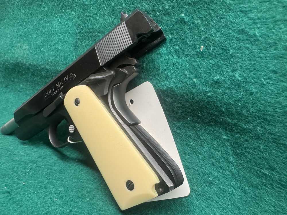Colt GOVERNMENT 45 ACP-img-8