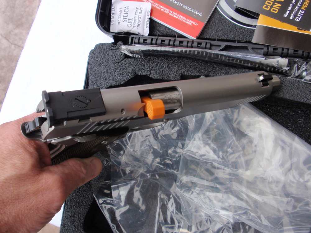 RARE Sig Sauer 1911 38 Super 1911T-38-SME NICE!-img-4