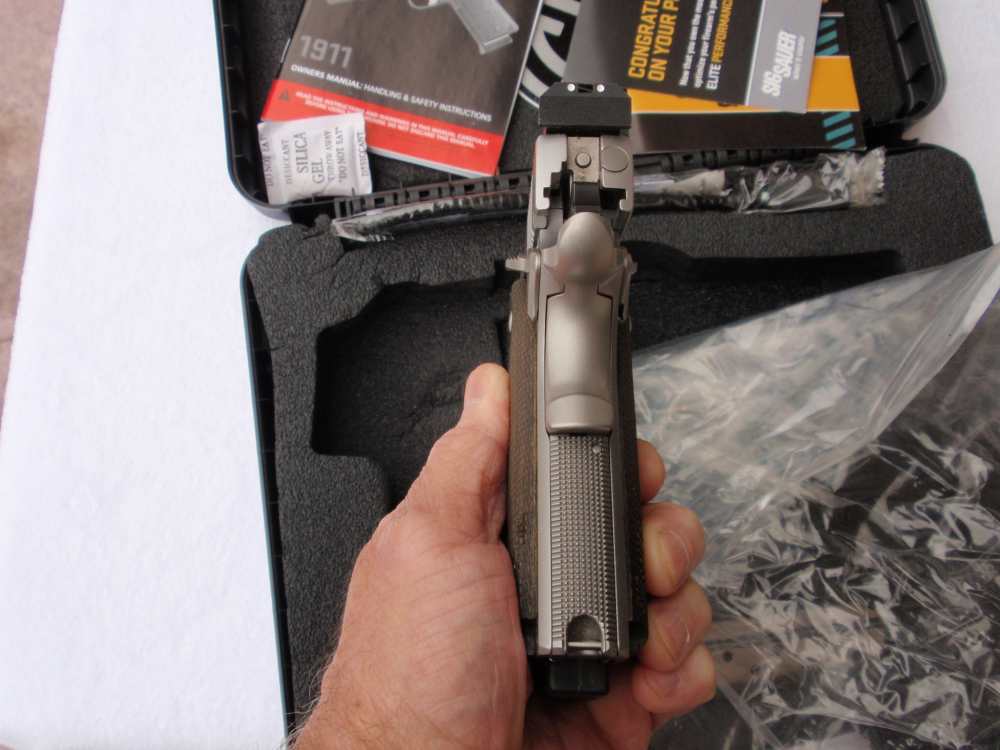 RARE Sig Sauer 1911 38 Super 1911T-38-SME NICE!-img-5