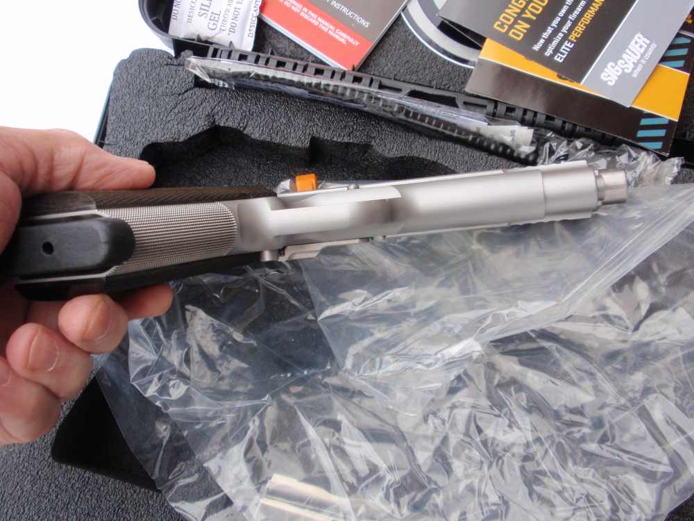 RARE Sig Sauer 1911 38 Super 1911T-38-SME NICE!-img-3