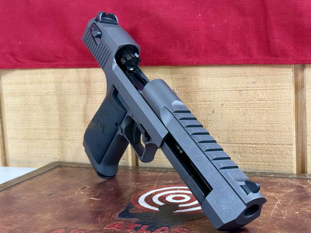 Magnum Research Desert Eagle .50 AE *Clean*-img-7
